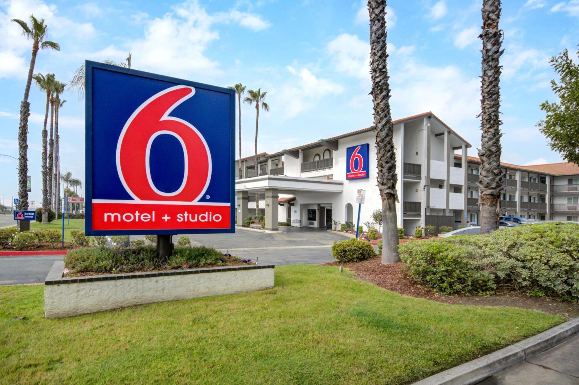 Motel 6 Ontario Ca Convention Center Airport المظهر الخارجي الصورة